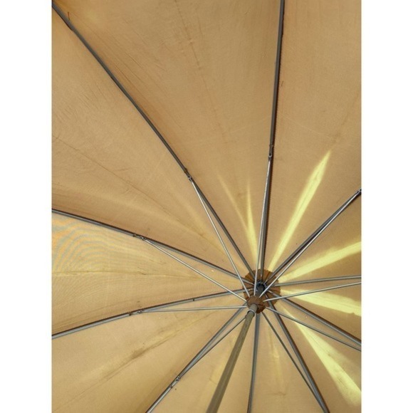 Vintage Tan Acrylic With Tinsel Glitter Hook Handle Mid Century Pagoda Umbrella - Picture 11 of 13